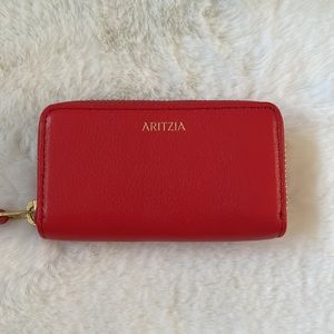 Aritzia Small Zippered Pouch Card Wallet Real Leather